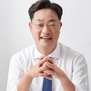 [독자기고] 가왕(歌王)의 무대와 품격의 정치