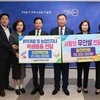 NH농협은행 무안군지부, 무안군에 쌀 400포, 학생용 가방 140세트 기탁