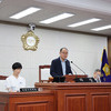 임윤택 의장, 