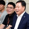 “민원담당 공무원이 곧 무안군의 얼굴”… 김산 군수, 소통 간담회 개최